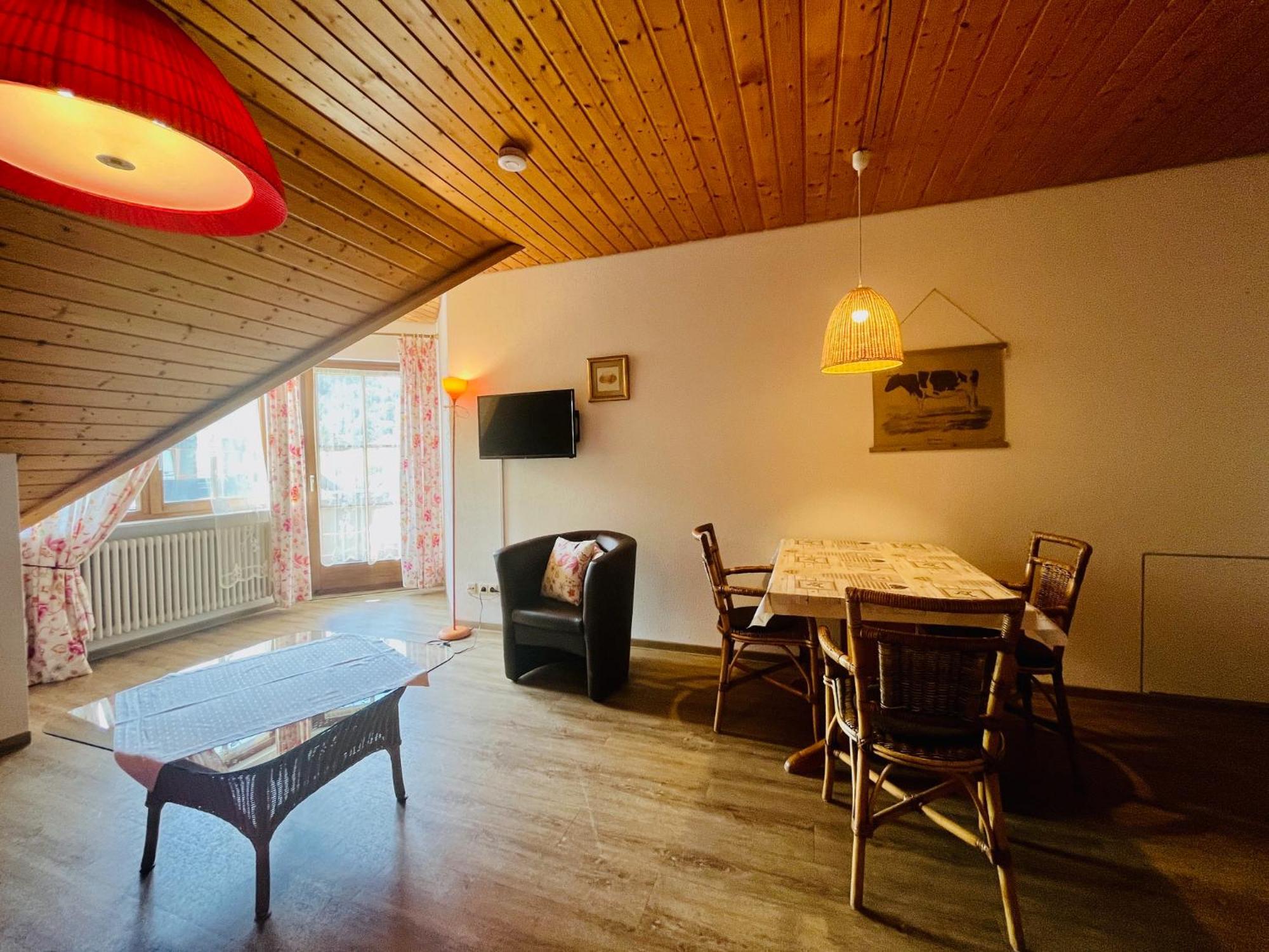 Goldener Hahn B&B Baiersbronn - Ferienwohnungen Mit Hotel Service Nahe Gartenschau Tal X Kamer foto