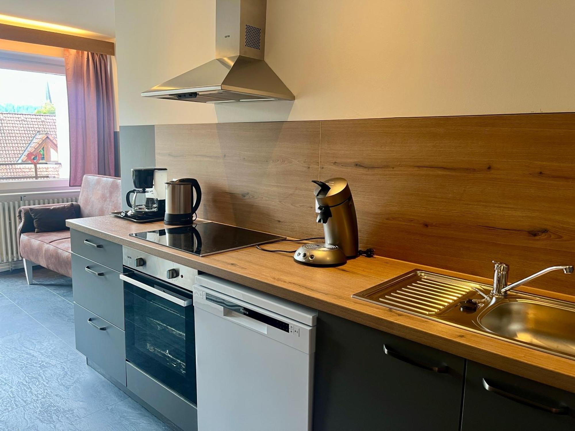 Goldener Hahn B&B Baiersbronn - Ferienwohnungen Mit Hotel Service Nahe Gartenschau Tal X Kamer foto