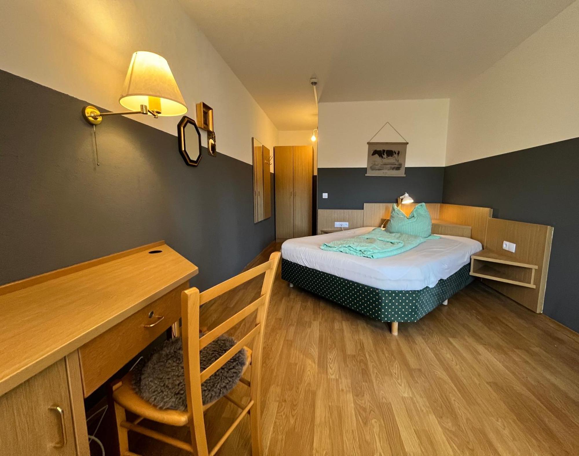 Goldener Hahn B&B Baiersbronn - Ferienwohnungen Mit Hotel Service Nahe Gartenschau Tal X Kamer foto