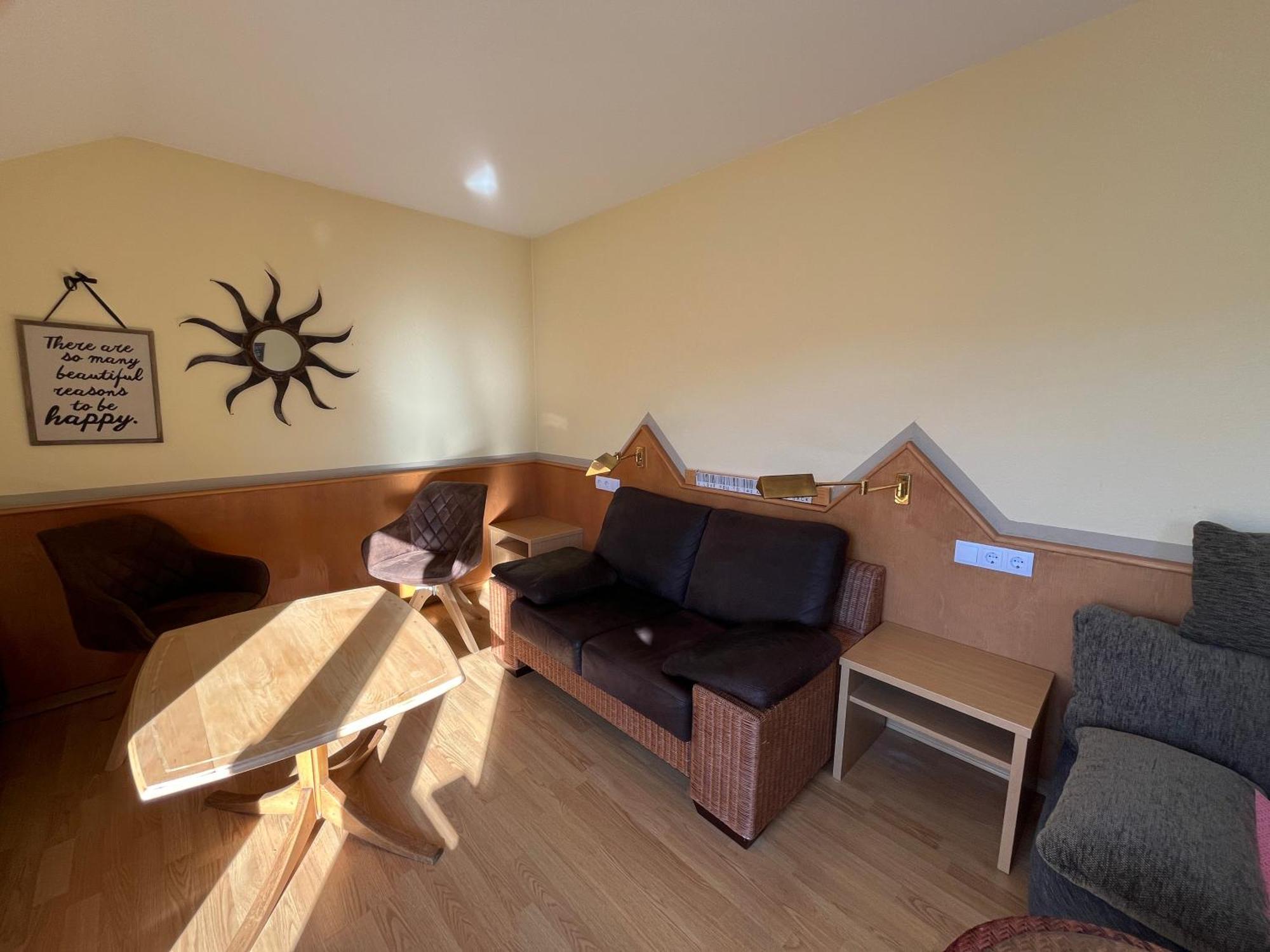 Goldener Hahn B&B Baiersbronn - Ferienwohnungen Mit Hotel Service Nahe Gartenschau Tal X Kamer foto